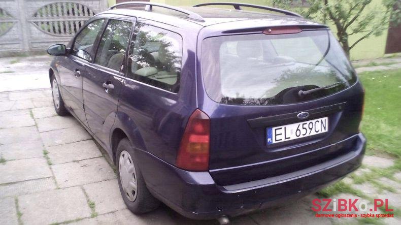 1999' Ford Focus photo #1