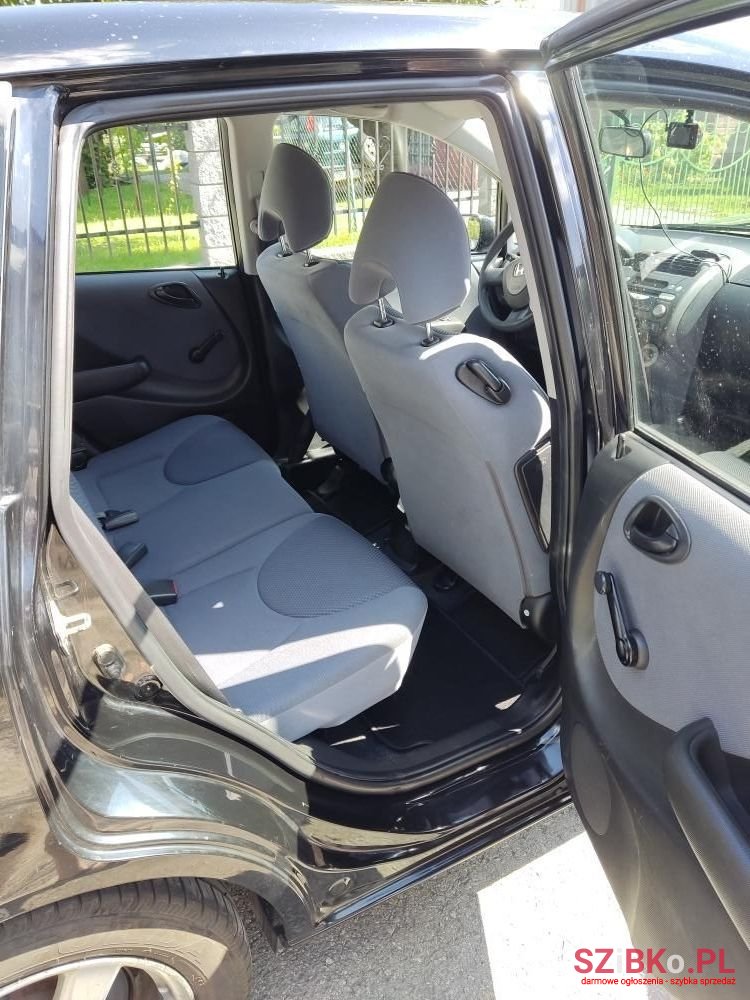 2007' Honda Jazz photo #2
