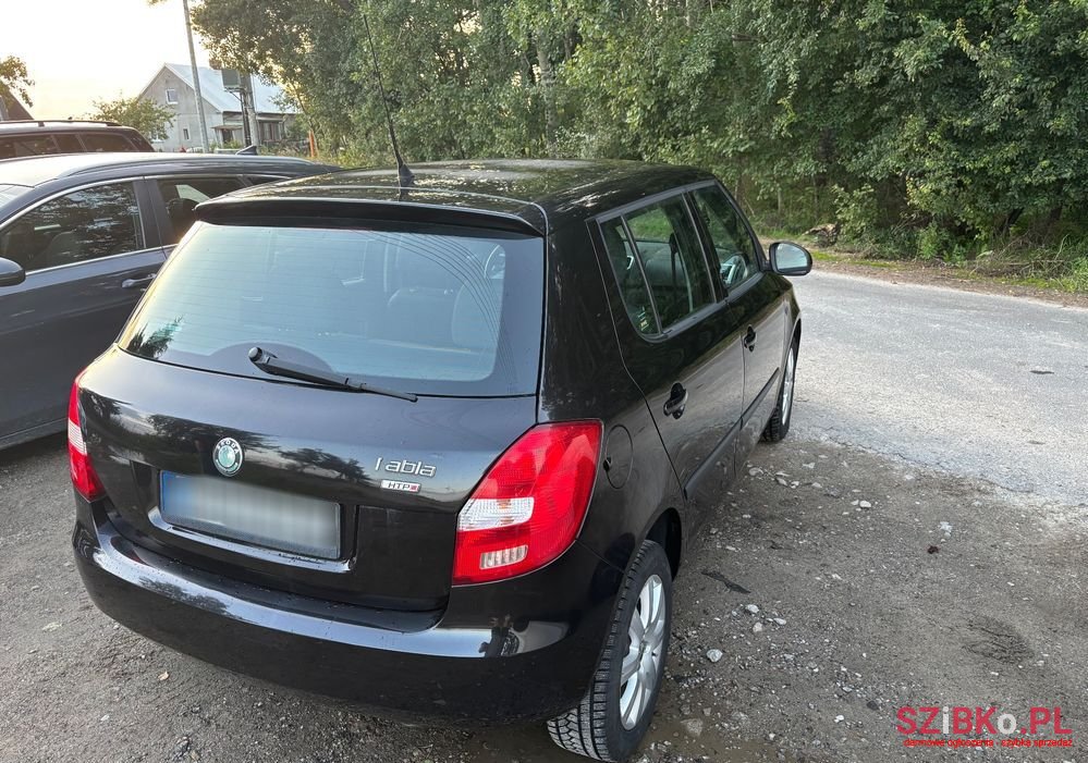 2009' Skoda Fabia photo #4