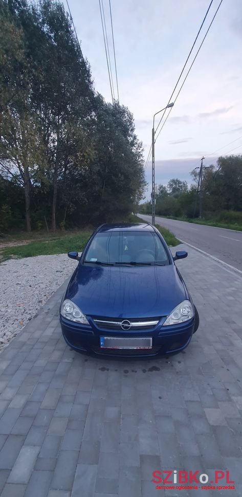 2005' Opel Corsa photo #5