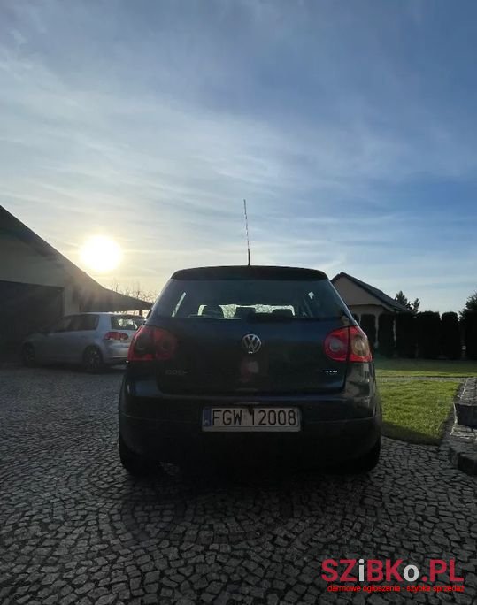 2007' Volkswagen Golf photo #5