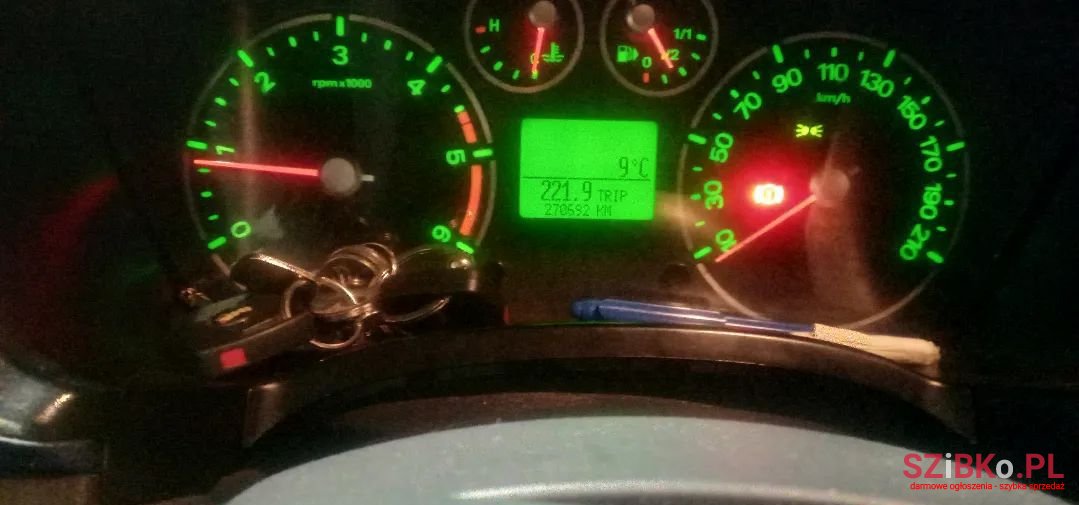 2010' Ford Tourneo Connect photo #4