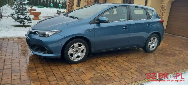 2018' Toyota Auris photo #2