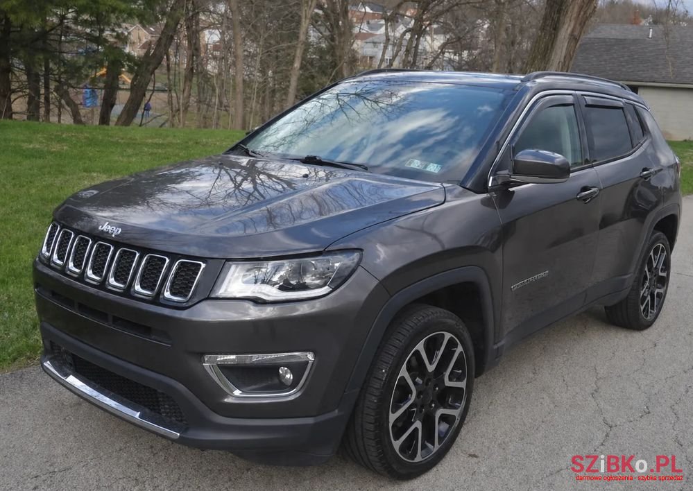 2022' Jeep Compass photo #1