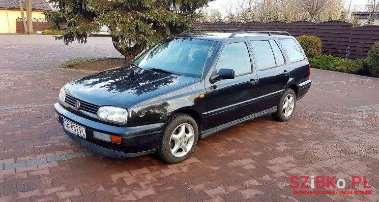 1997' Volkswagen Golf photo #2