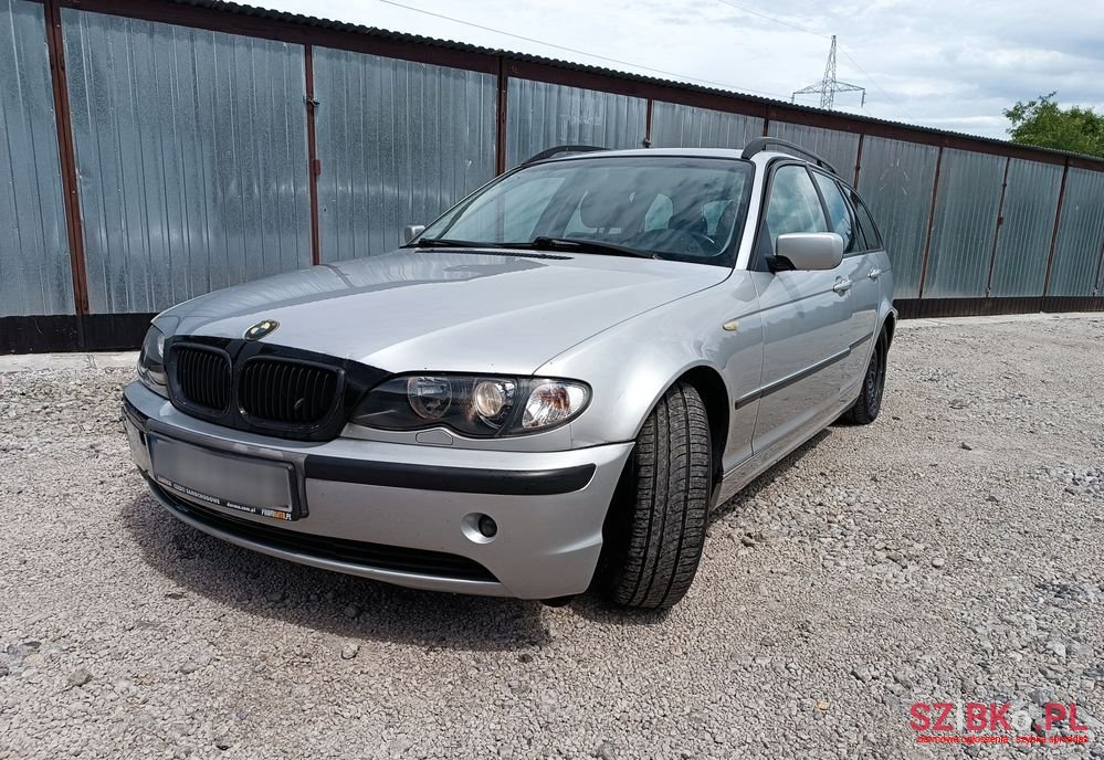 2004' BMW 3 Series 318I Touring photo #5