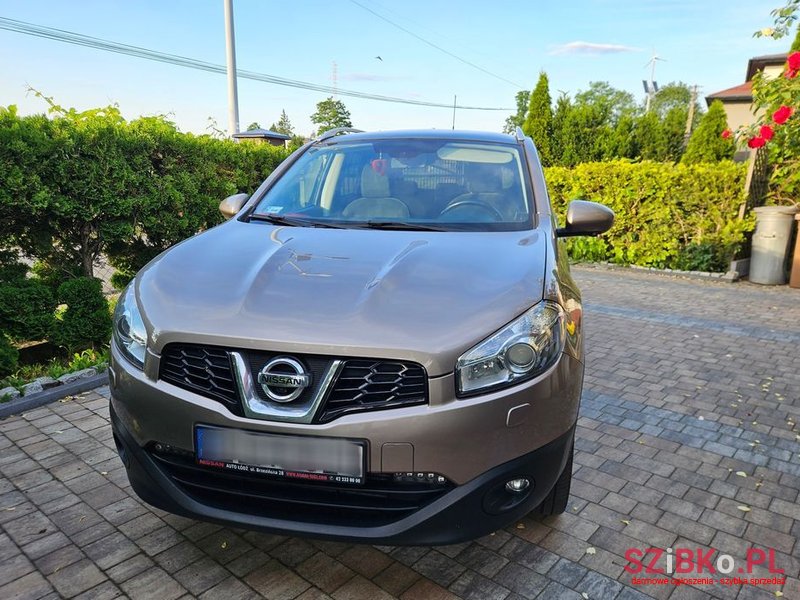 2013' Nissan Qashqai 1.6 Dci Tekna photo #1