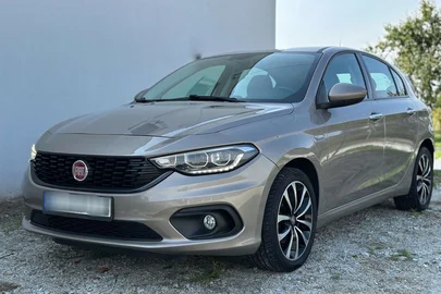 2018' Fiat Tipo