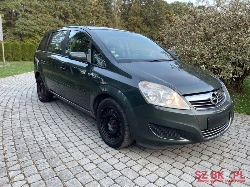 2009' Opel Zafira photo #2