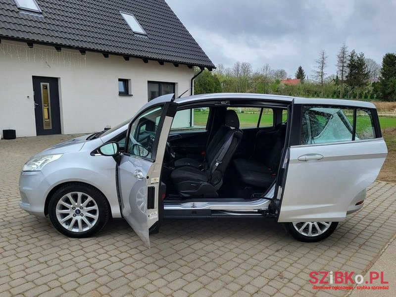 2014' Ford B-MAX photo #4