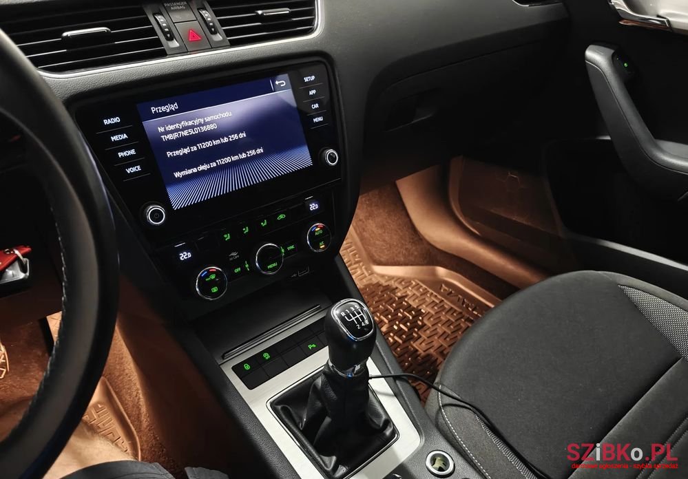 2020' Skoda Octavia 1.5 Tsi Act Ambition photo #5