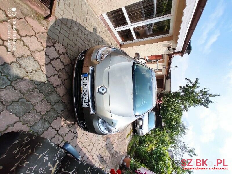 2010' Renault Fluence photo #2