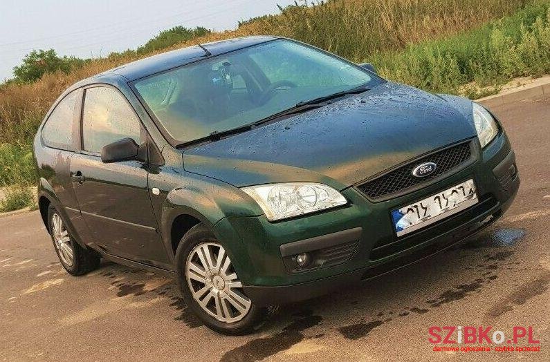 2005' Ford Focus photo #2