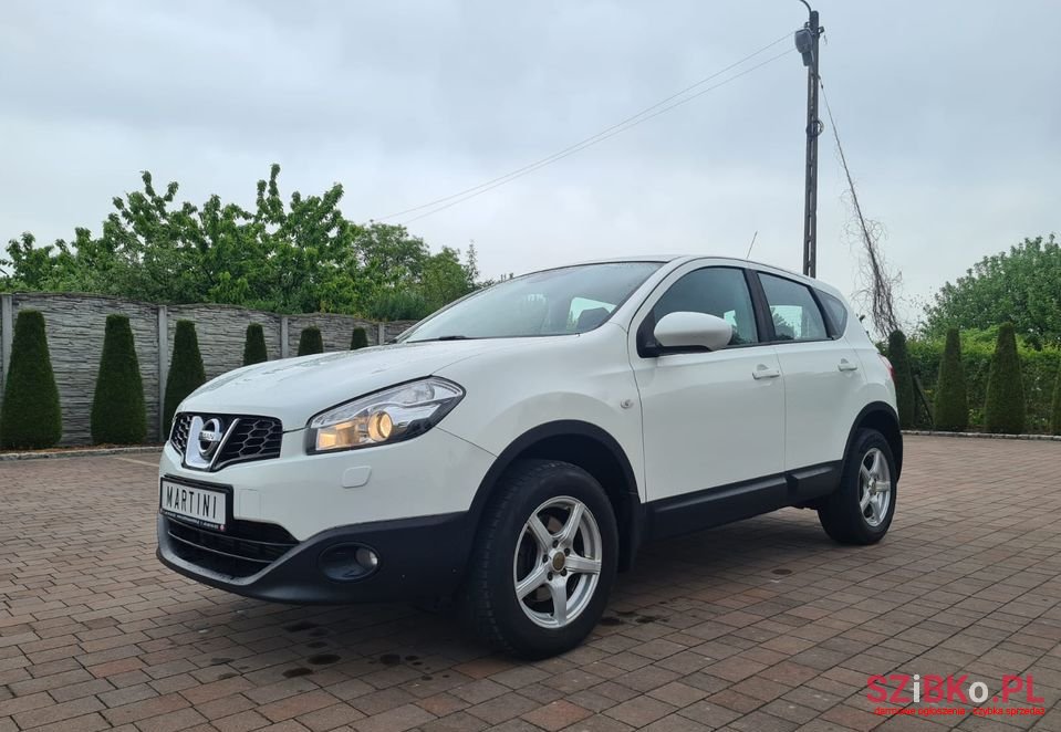 2011' Nissan Qashqai photo #1