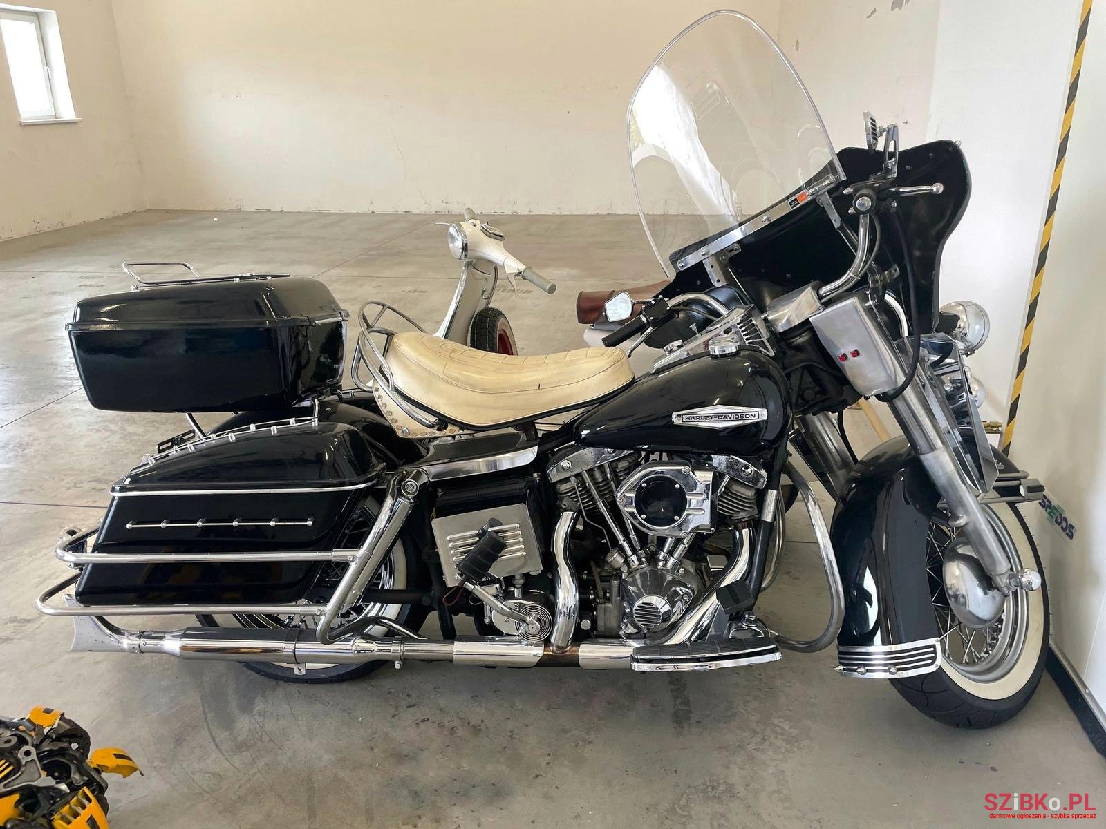 1972' Harley-Davidson Electra GLIDE photo #1