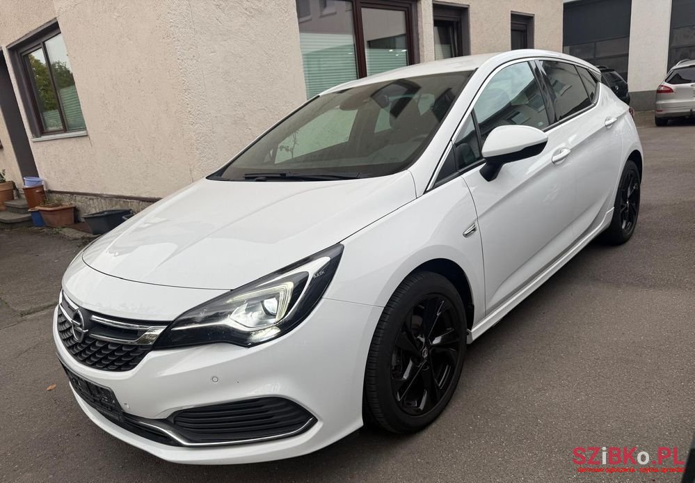 2017' Opel Astra 1.4 Turbo Ultimate photo #1