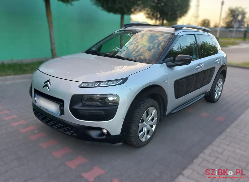 2015' Citroen C4 Cactus photo #2