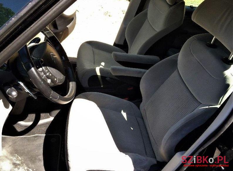 2008' Citroen C4 Picasso photo #1