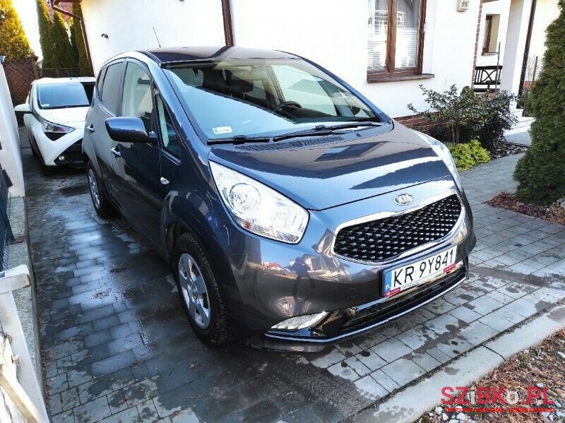 2017' Kia Venga photo #1