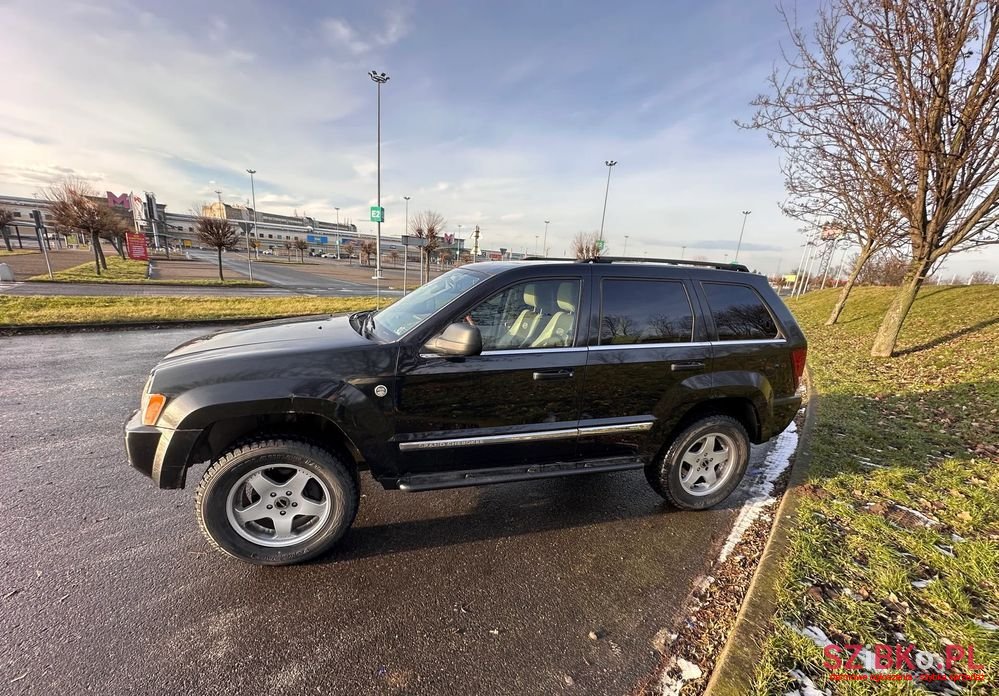 2005' Jeep Grand Cherokee photo #6