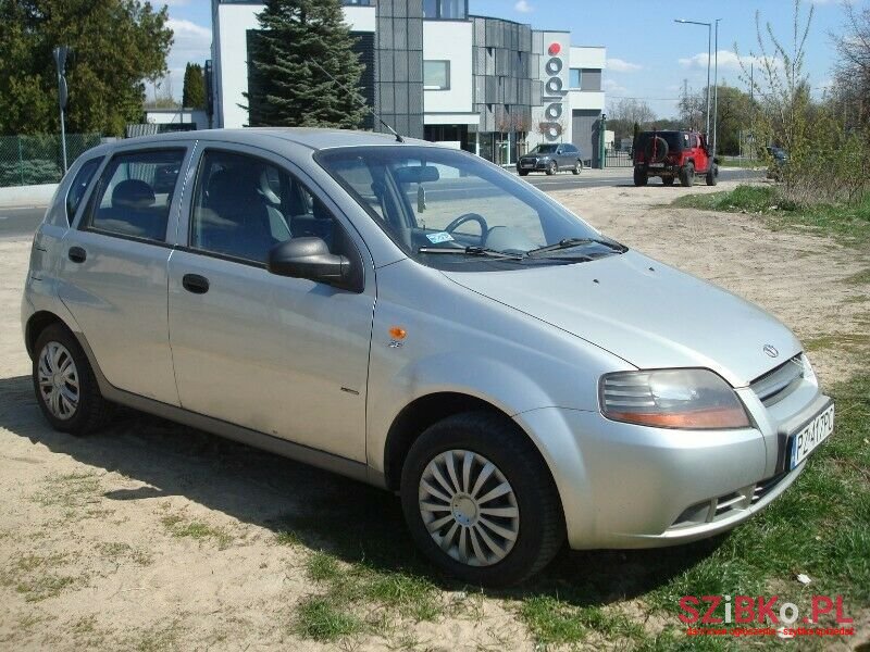 2004' Daewoo Kalos photo #1