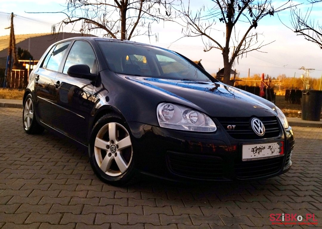 2006' Volkswagen Golf GT photo #2