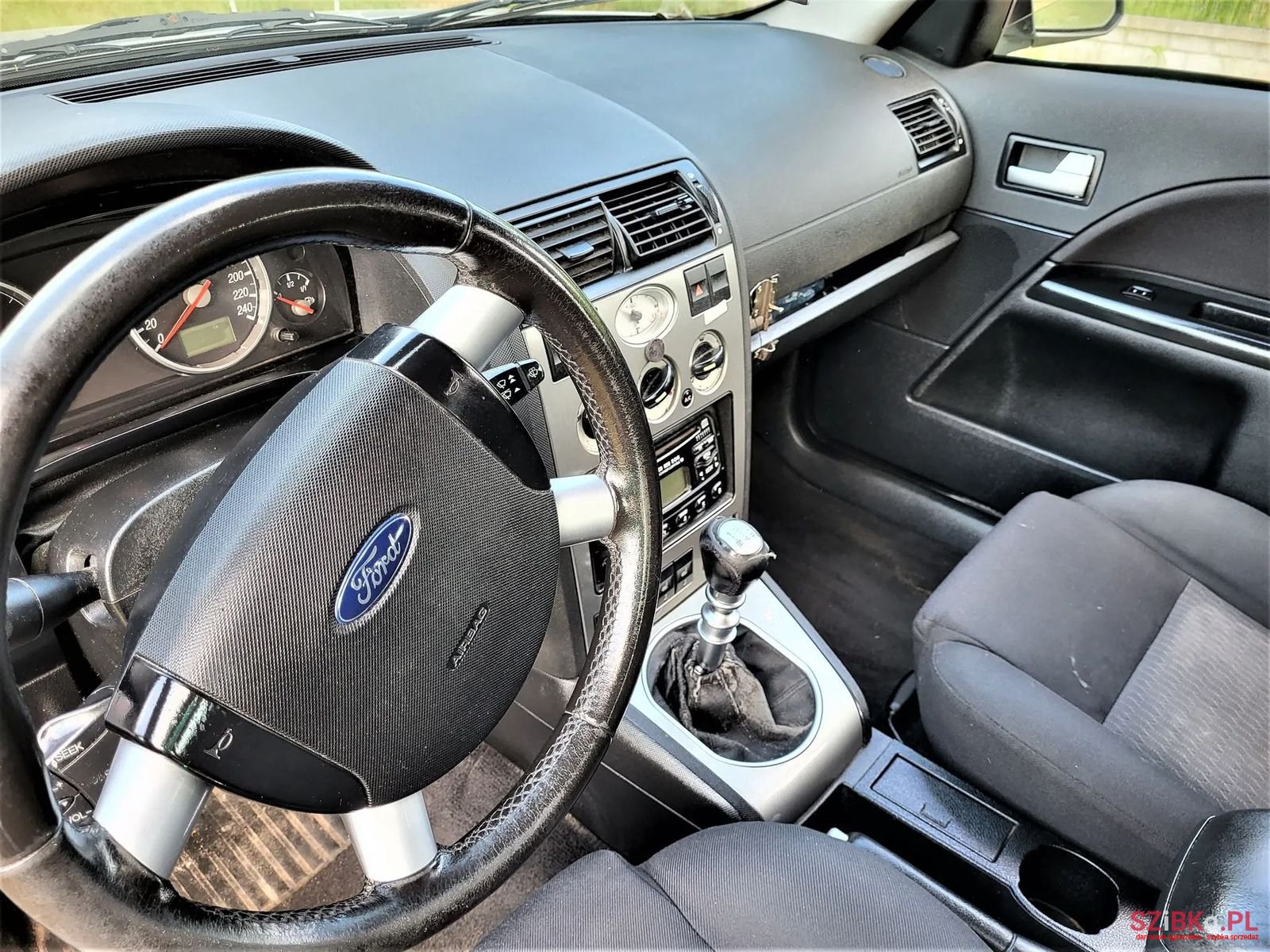 2002' Ford Mondeo photo #6