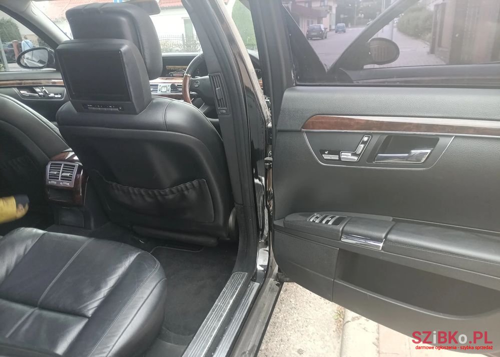 2006' Mercedes-Benz S-Class 320 L Cdi photo #4