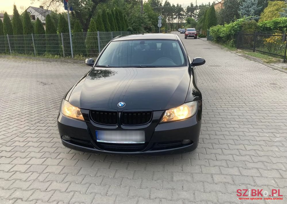 2006' BMW 3 Series 318I photo #5