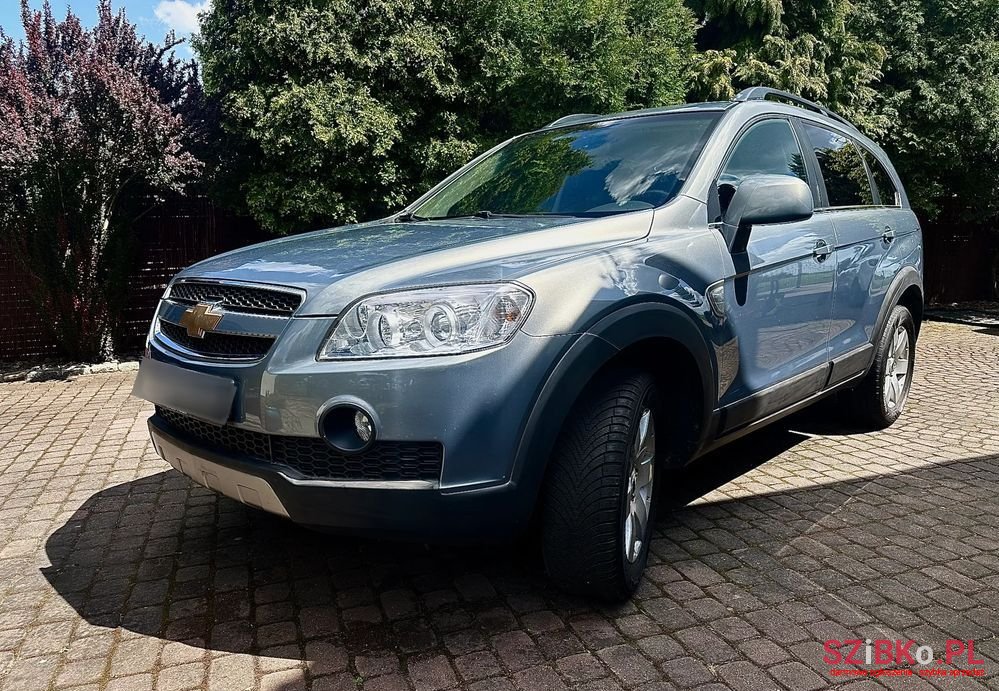 2011' Chevrolet Captiva 2.4 2Wd 7 Sitzer Ls photo #3