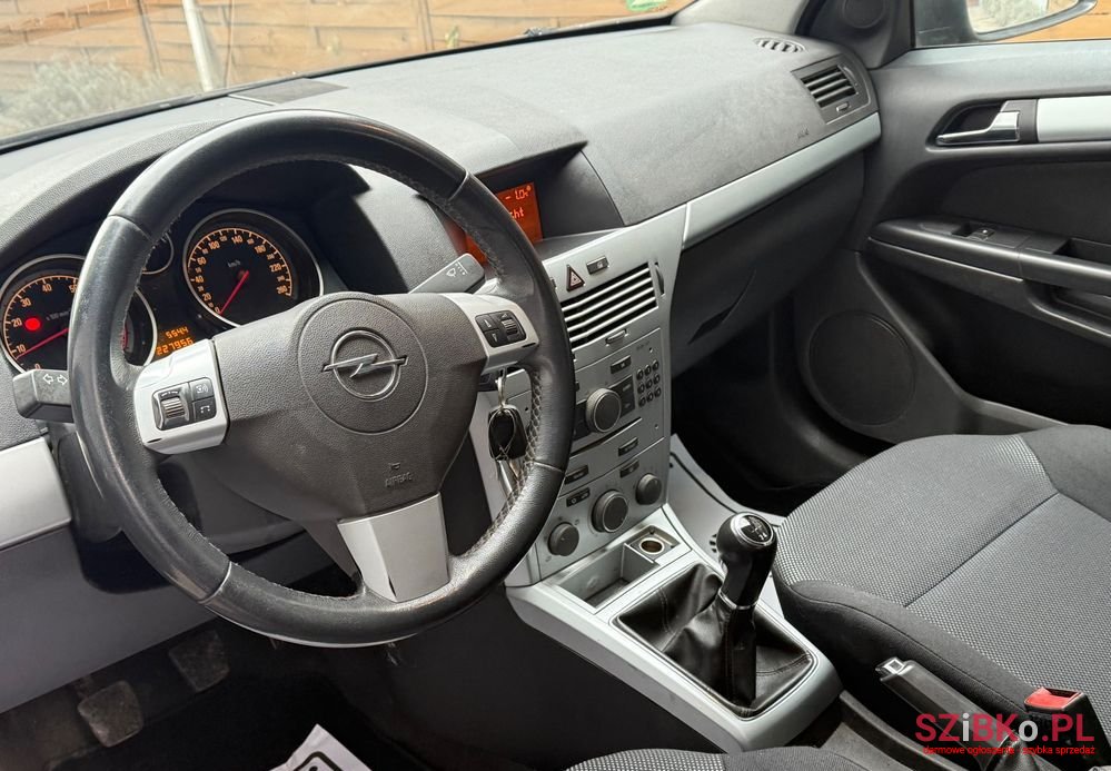 2010' Opel Astra Iii Gtc 1.4 Enjoy photo #6