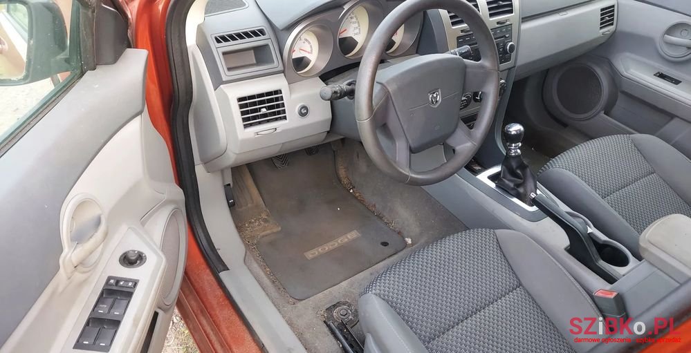 2008' Dodge Avenger 2.0 Crd Se photo #2