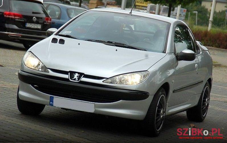 2001' Peugeot 206 photo #1