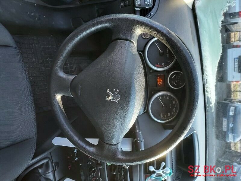 2006' Peugeot photo #2