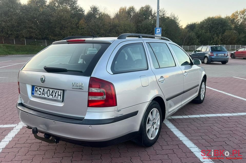 2006' Skoda Octavia photo #5
