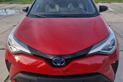 2020' Toyota C-HR 2.0 Hybrid Selection