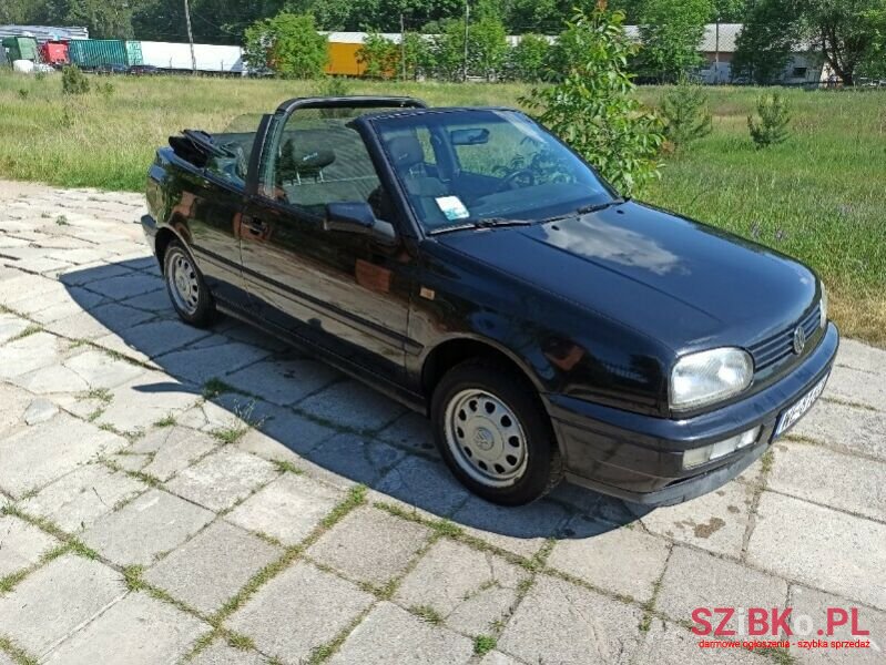 1995' Volkswagen Golf photo #3