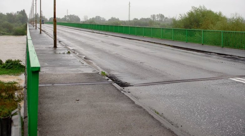 Tarnów traci bezpośrednie połączenie z A4. Most na Dunajcu zamknięty z powodu fatalnego stanu