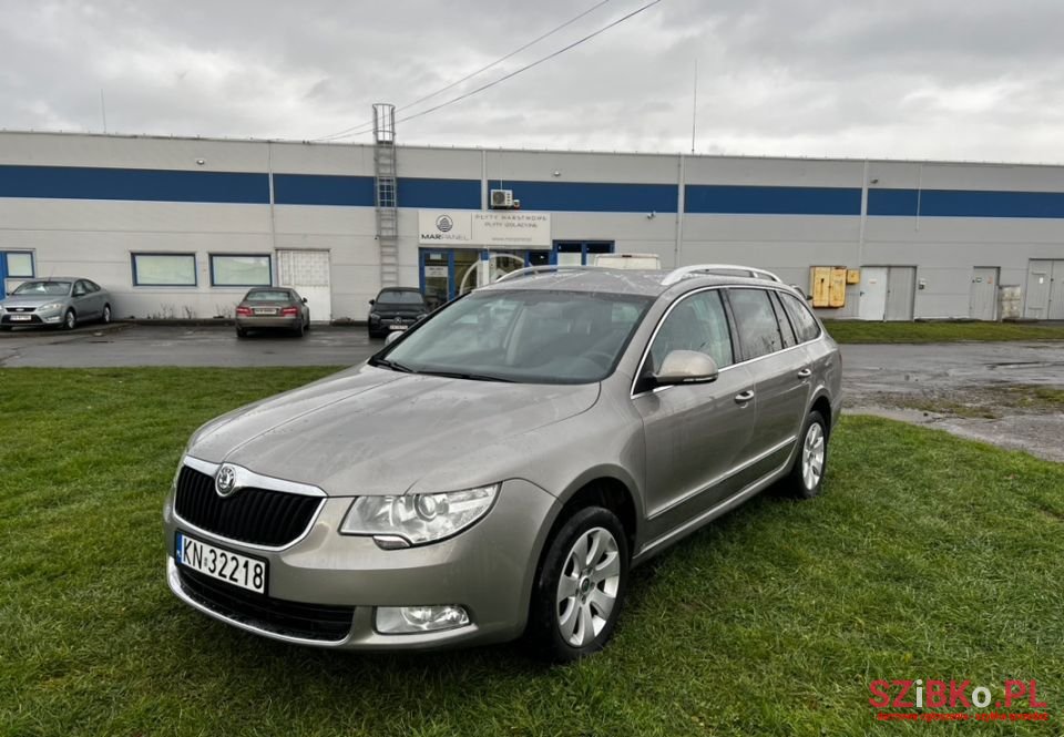 2012' Skoda Superb photo #1