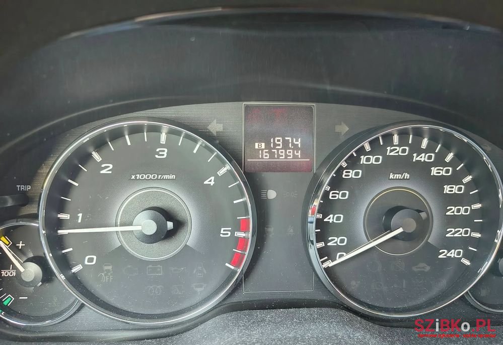 2010' Subaru Outback Legacy 2.0 D Active photo #6