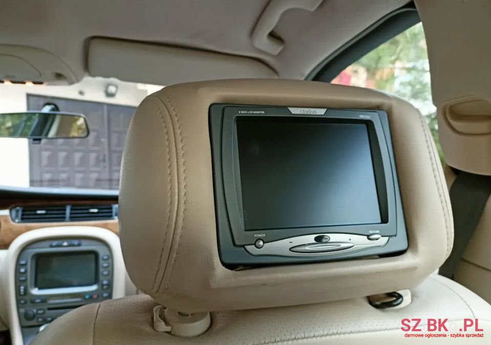 2003' Jaguar X-Type photo #3