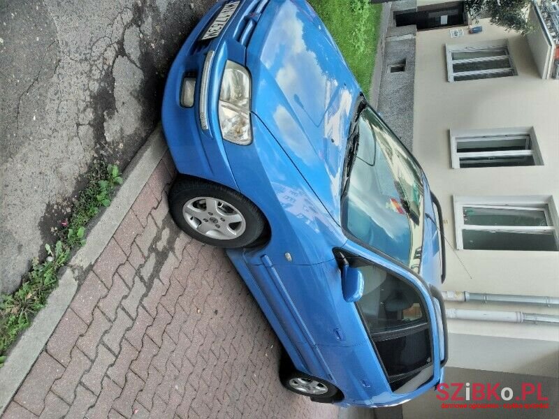 2001' Mitsubishi Space Star photo #4