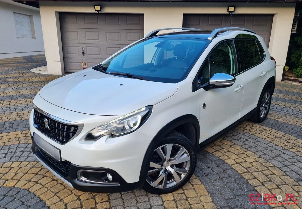 2017' Peugeot 2008 photo #2