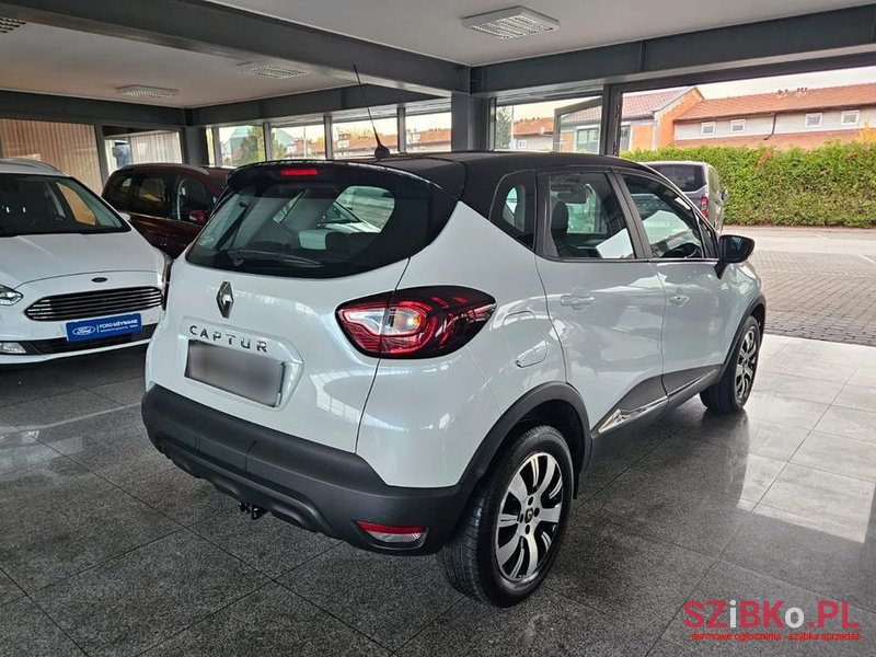 2017' Renault Captur photo #5