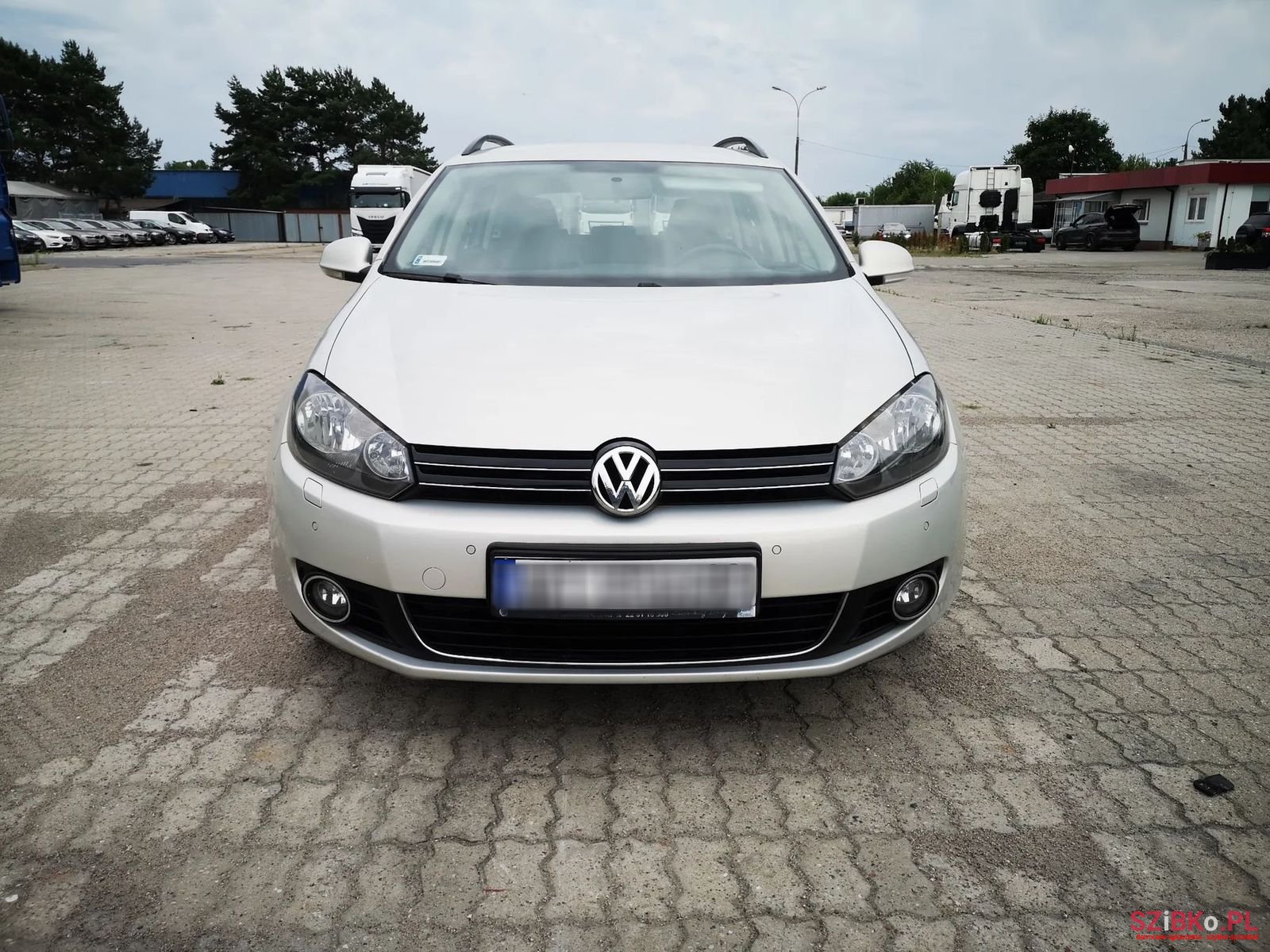 2012' Volkswagen Golf photo #5