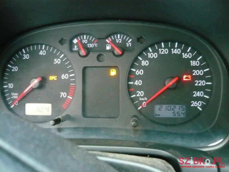 2000' Volkswagen Golf photo #3