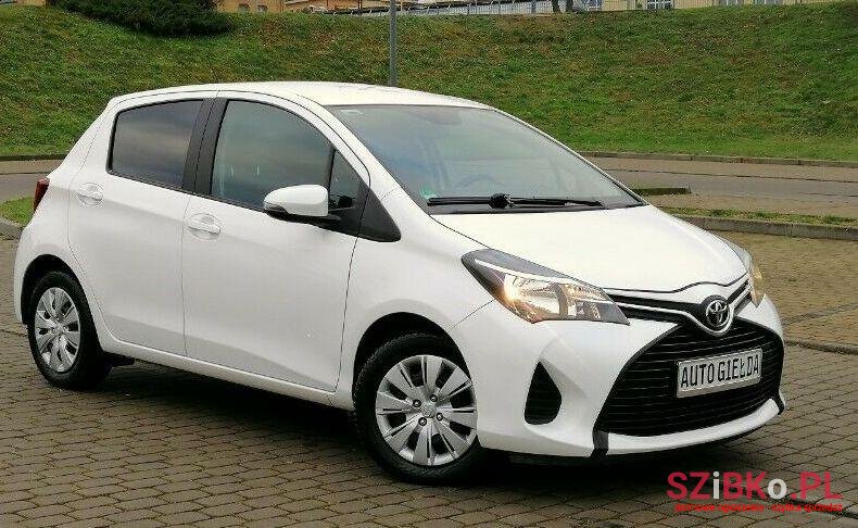 2016' Toyota Yaris photo #1