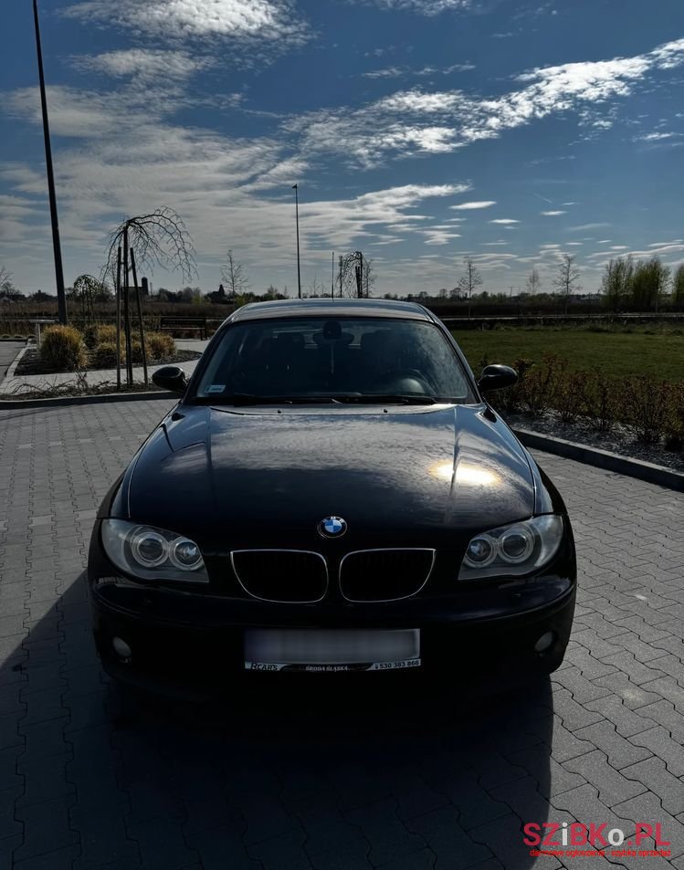 2005' BMW 1 Series photo #3