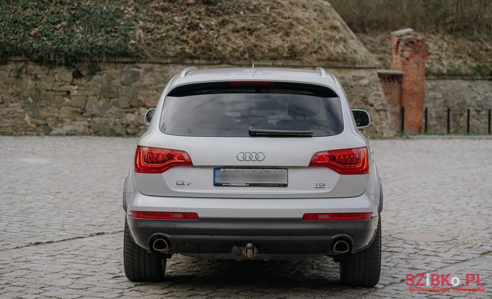 2014' Audi Q7 photo #6