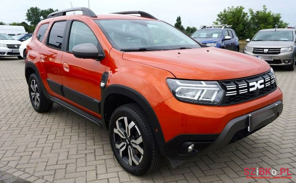 2023' Dacia Duster photo #3